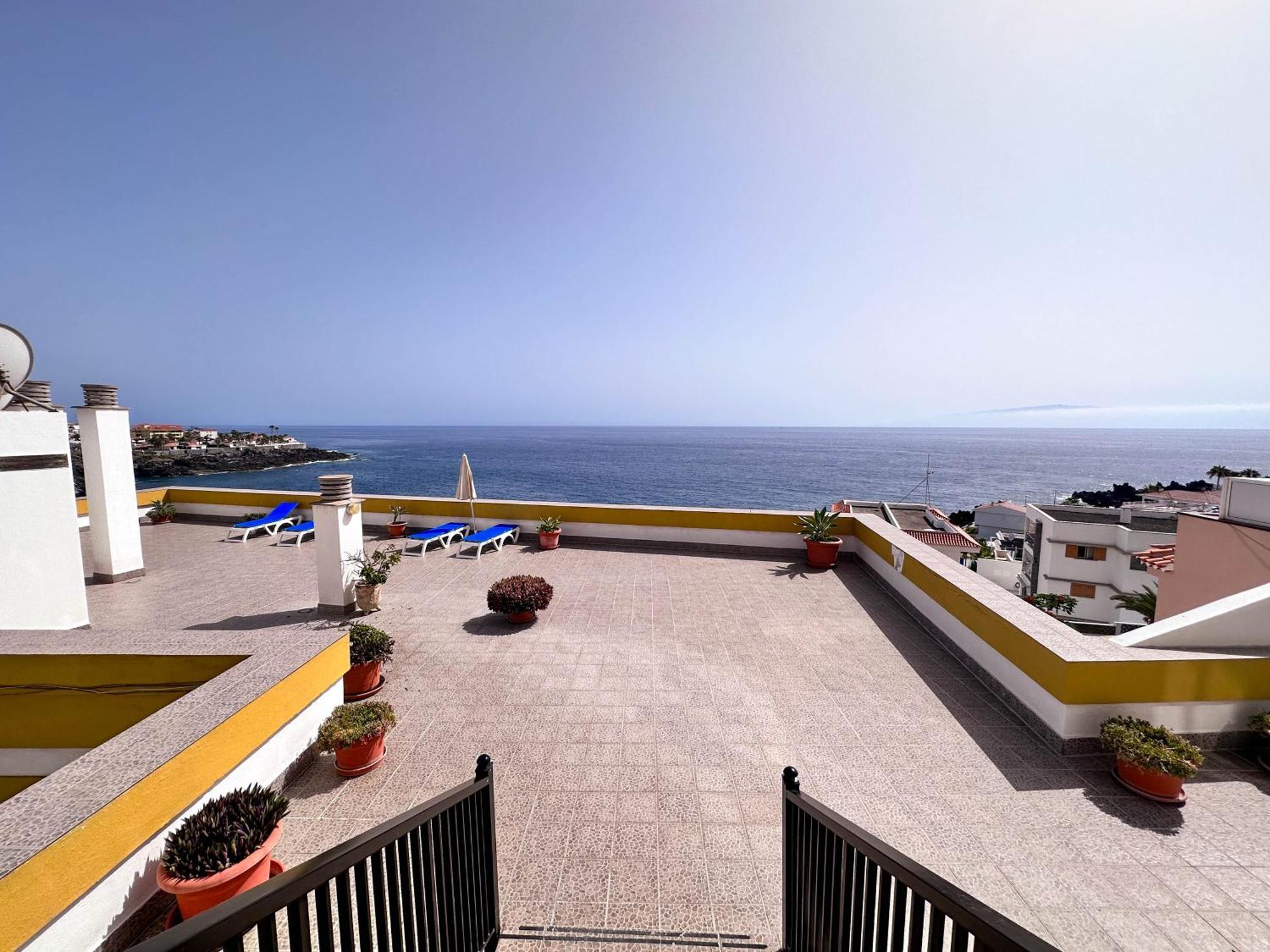 Black Sand Holiday Home Пуерто де Сантяго Екстериор снимка